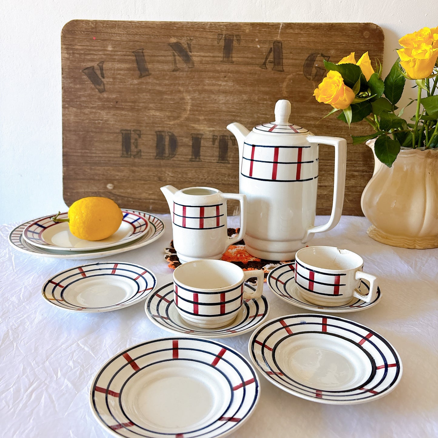 フランスアンティーク サンタマン St Amand 『Lou Basquez』バスク柄 ミルクポット 陶器クリーマー
バスク柄アンティーク