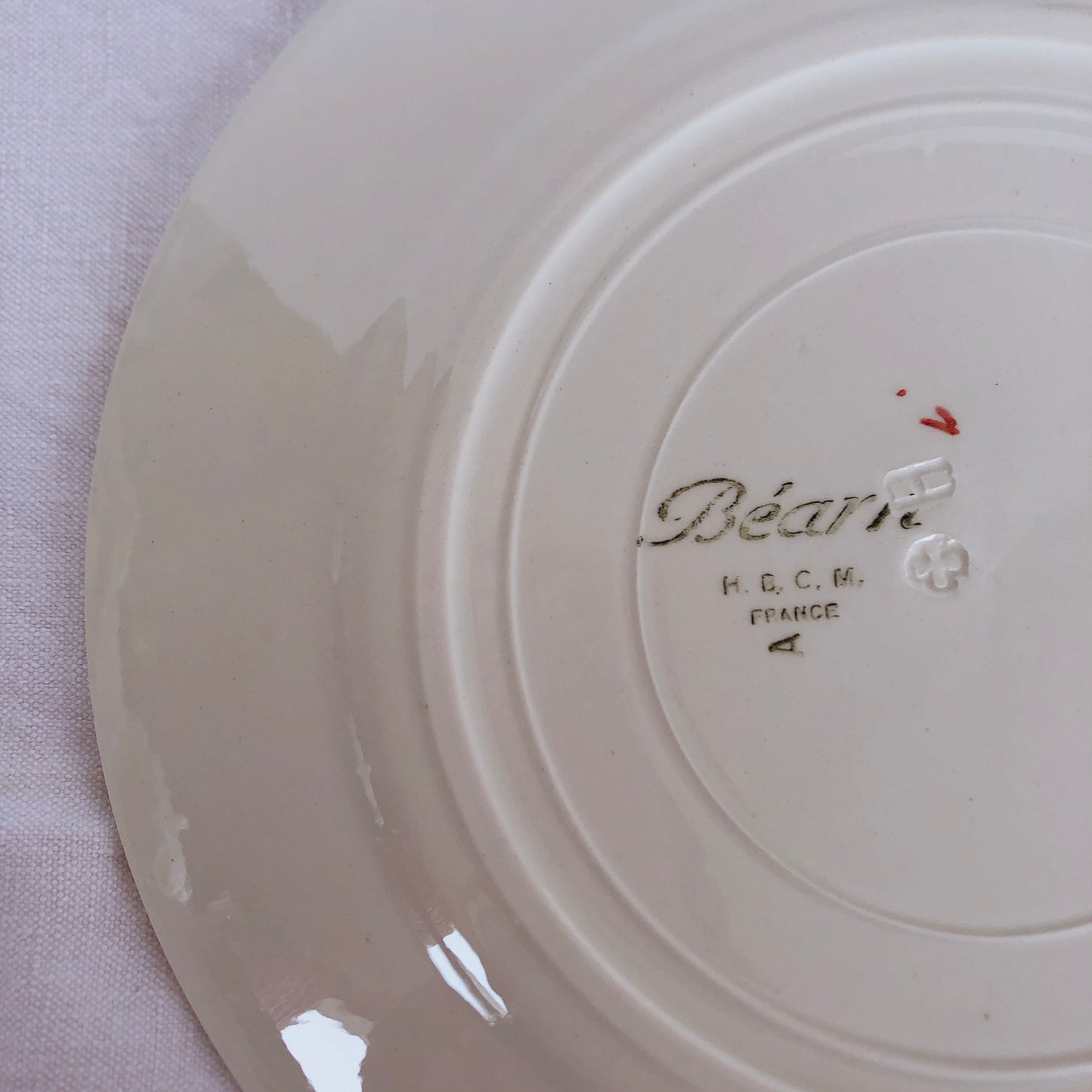 ご予約 フランスアンティーク HBCM Béarn クレイユエモントロー バスク柄 デザートプレート 20.5㎝「レッドxダークブルー」b フランスアンティーク食器 ブロカント 蚤の市