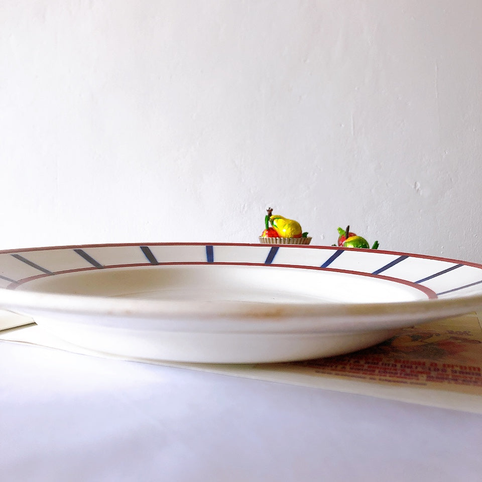 ディゴワンサルグミンヌ バスク柄プレート 大皿 30.8cm『ルージュ・マリン』フランスアンティーク食器 フランス蚤の市・ブロカント バスク柄食器