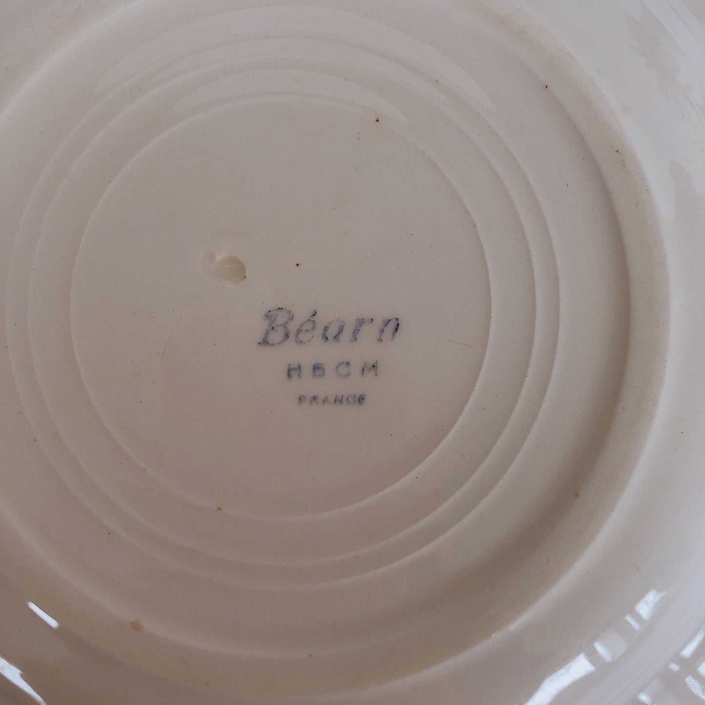 フランスアンティーク HBCM Béarn クレイユエモントロー バスク柄 スーププレート 23.3㎝「レッドxダークブルー」a フランスアンティーク食器 ブロカント 蚤の市