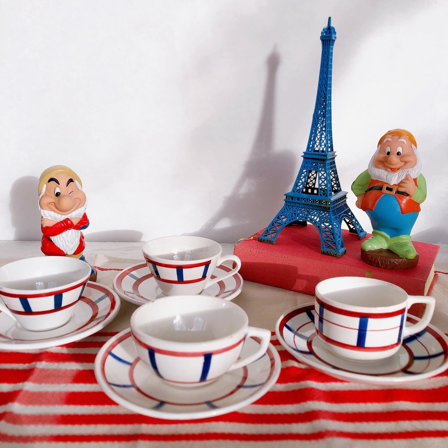 ディゴワンサルグミンヌ カップ&ソーサー B バスク柄 FANDANGO『ルージュ・マリン』フランスアンティーク食器 フランス 蚤の市