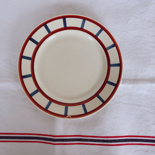 ご予約 フランスアンティーク HBCM Béarn クレイユエモントロー バスク柄 デザートプレート 20.5㎝「レッドxダークブルー」b フランスアンティーク食器 ブロカント 蚤の市