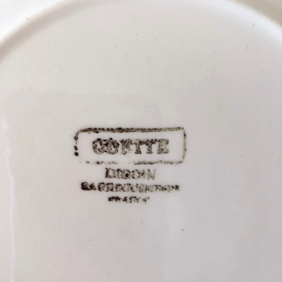 ディゴワンサルグミンヌ Digoin&sarregumines ”ODETTE” 平皿 B 赤 フランスアンティーク食器 ブロカント 蚤の市