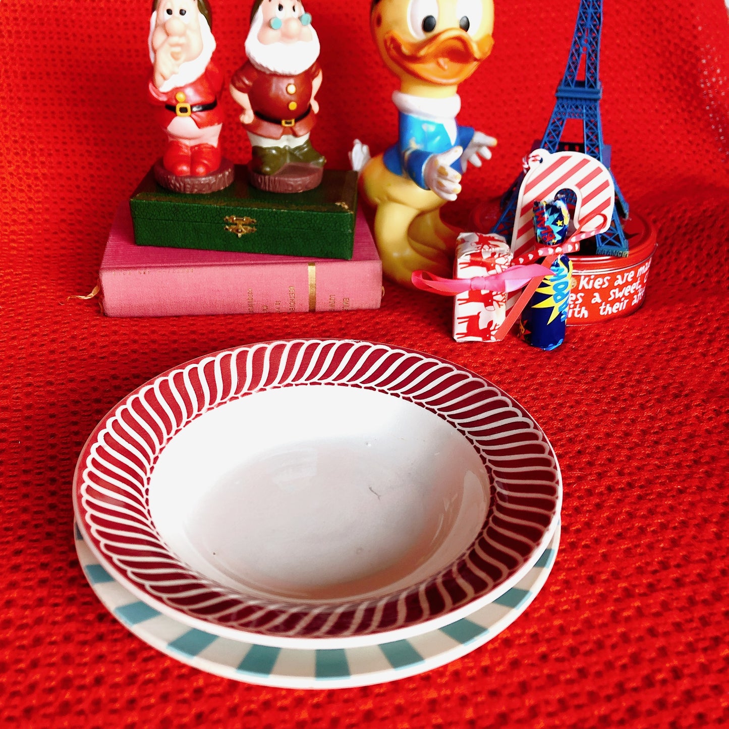 ディゴワンサルグミンヌ Digoin&sarregumines スーププレート/深皿 ”JACQUOT” レッド フランスアンティーク食器 ブロカント 蚤の市