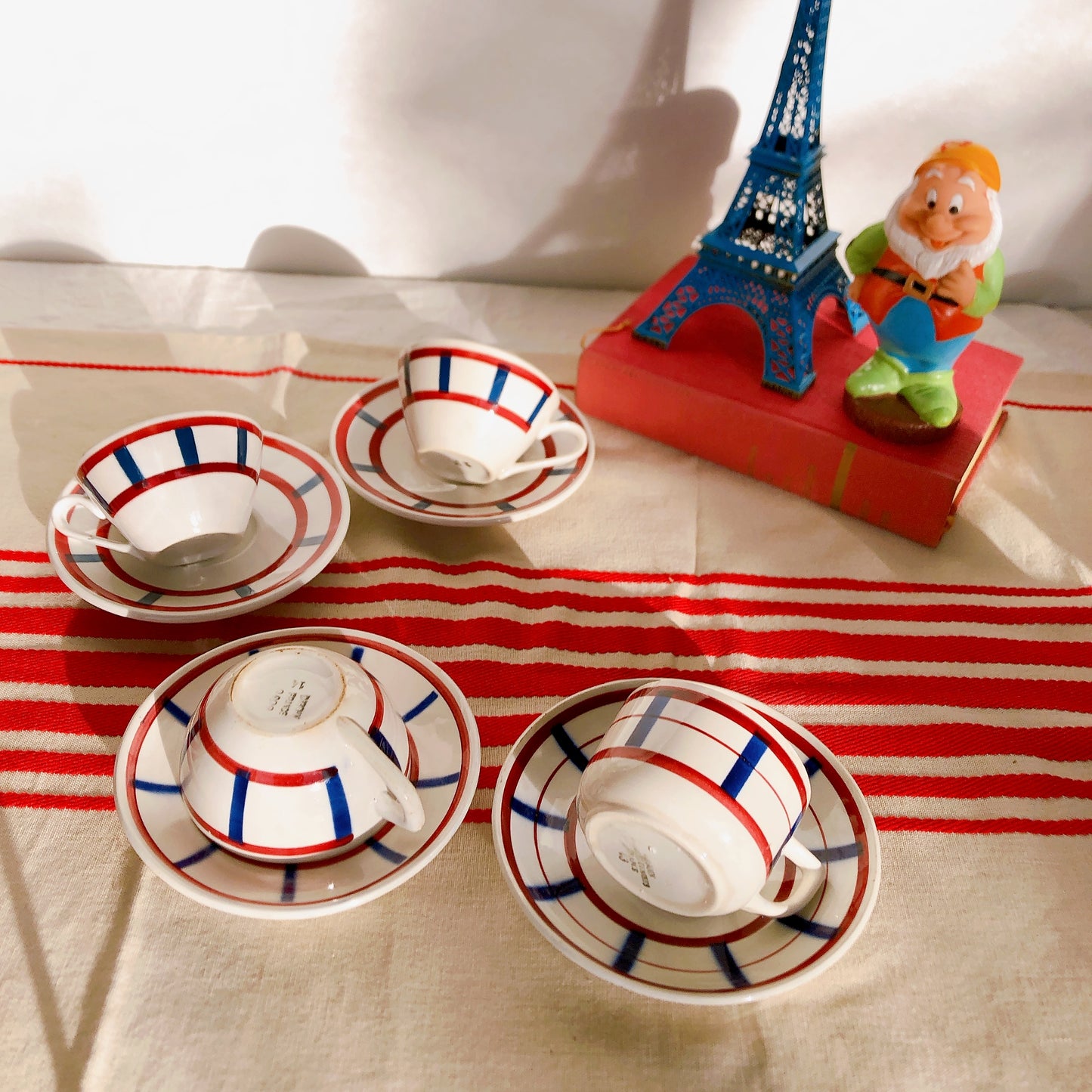 ディゴワンサルグミンヌ カップ&ソーサー B バスク柄 FANDANGO『ルージュ・マリン』フランスアンティーク食器 フランス 蚤の市