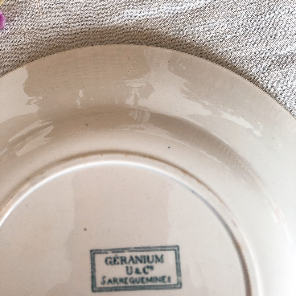 ご予約フランスアンティーク U&Cサルグミンヌ ディナープレート、平皿 ”GERANIUM” ゼラニウム A フランスアンティーク食器 ブロカント 蚤の市