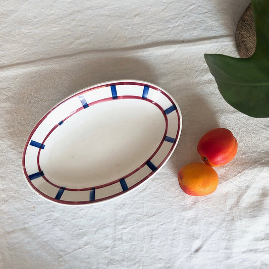 ディゴワンサルグミンヌ バスク柄ラヴィエ A フランスアンティーク食器 フランス蚤の市 ブロカント バスク柄アンティーク