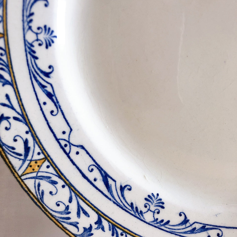 クレイユモントロー ディナープレート『COLBERT』コルベール フランスアンティークプレート フランスアンティーク食器 ブロカントアンティーク 蚤の市