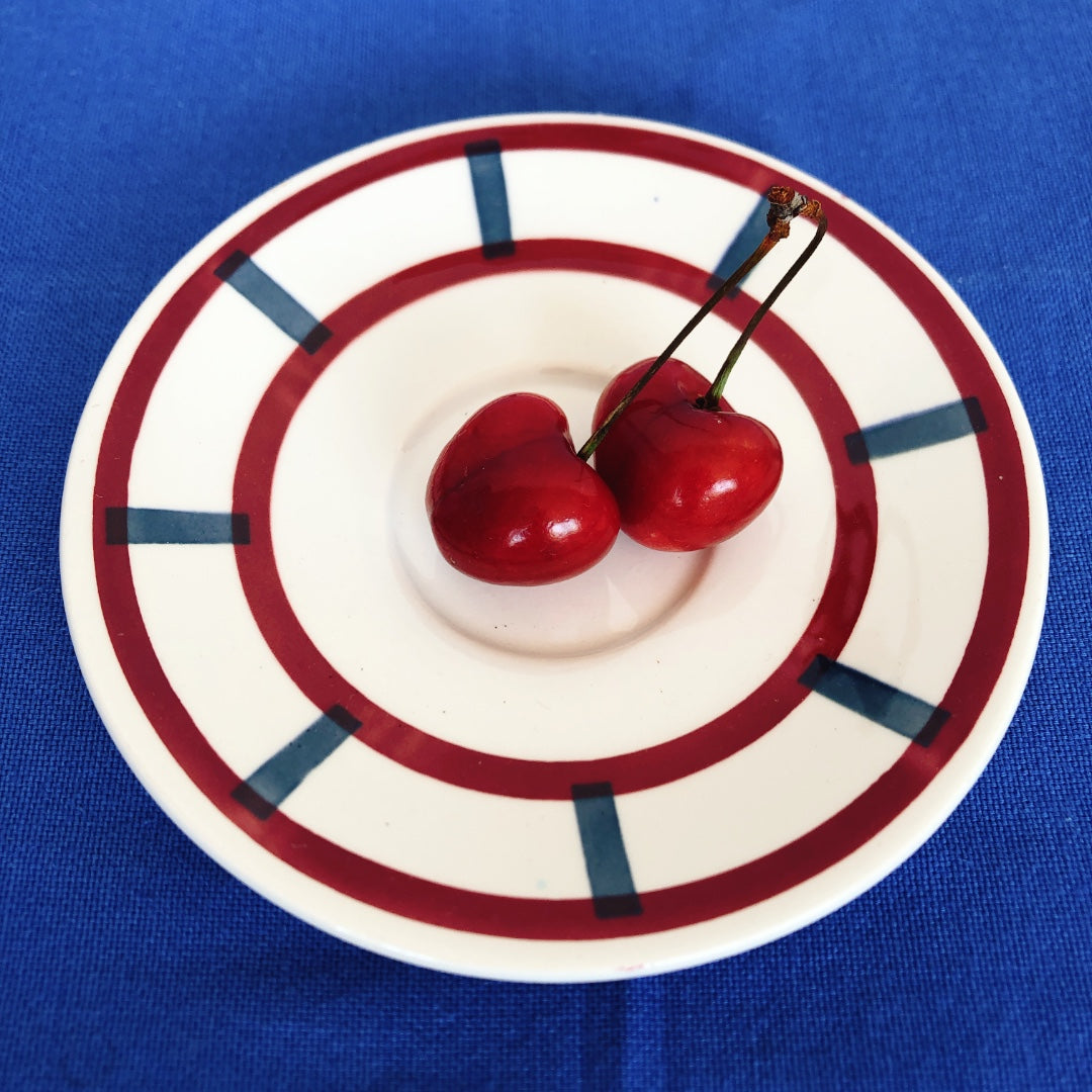 赤のバスク バドンヴィレー フランス アンティーク プレート 皿