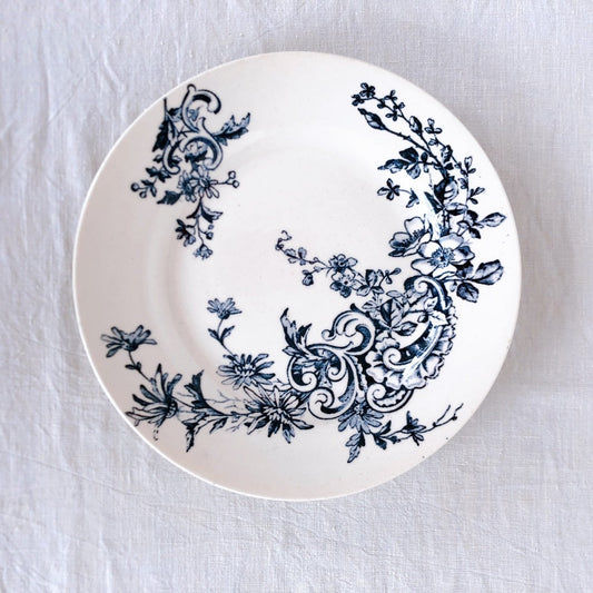 ショワジールロワ ORNEMENTS デザートプレート A フランスアンティーク食器 ブロカント 蚤の市