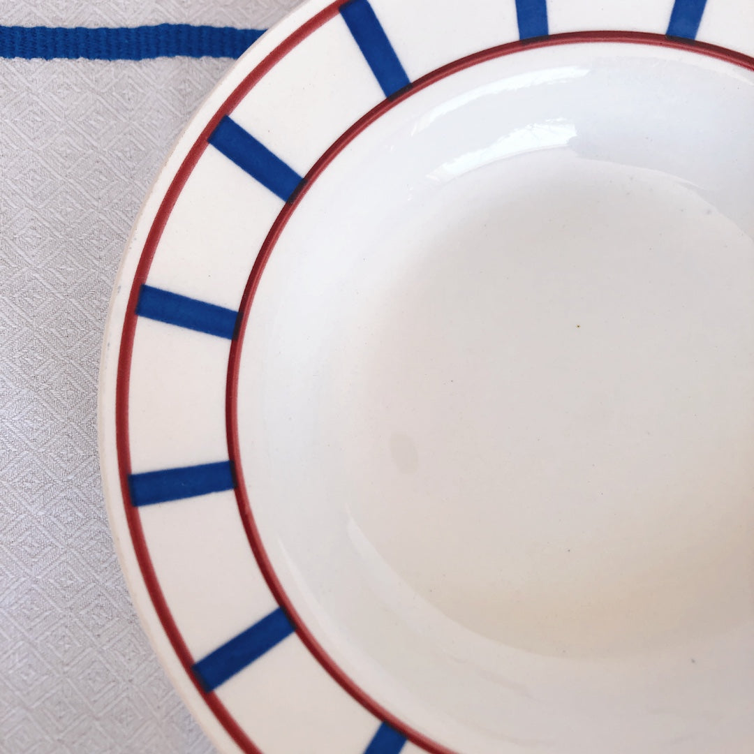 ディゴワンサルグミンヌ 『BASQUE』バスク柄 スーププレート 深皿 F ルージュ・マリンブルー フランスアンティーク食器 フランス蚤の市・ブロカント