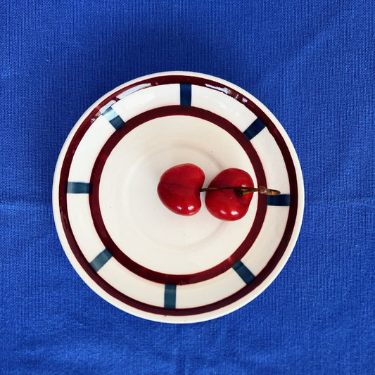 バドンヴィレー ソーサー/小皿 バスク柄 『ルージュ・ブルー』D フランスアンティーク食器 フランス 蚤の市