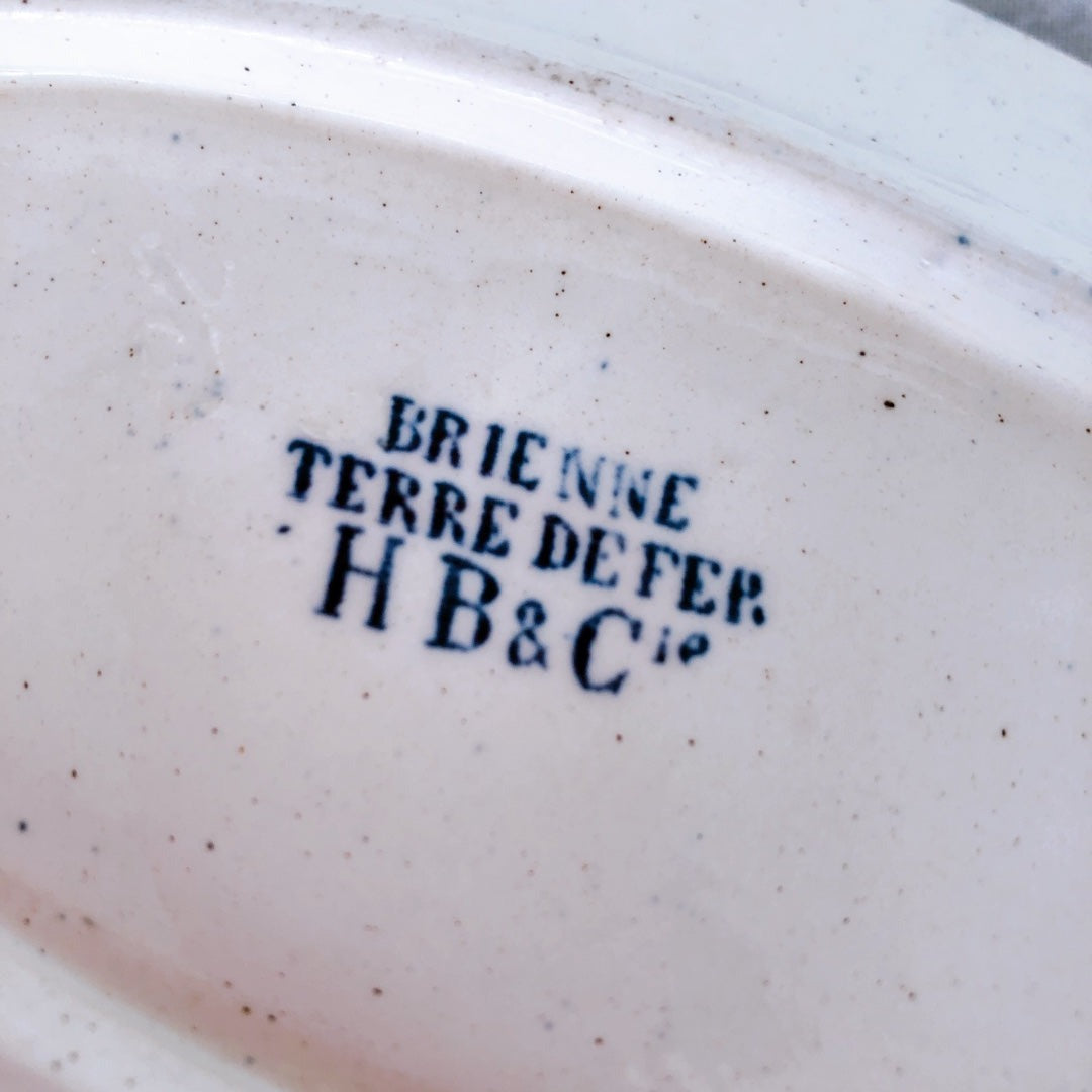 ショワジー・ル・ロワ 『BRIENNE』 ラヴィエ フランスアンティーク食器 アンティーク皿 ブロカント 蚤の市