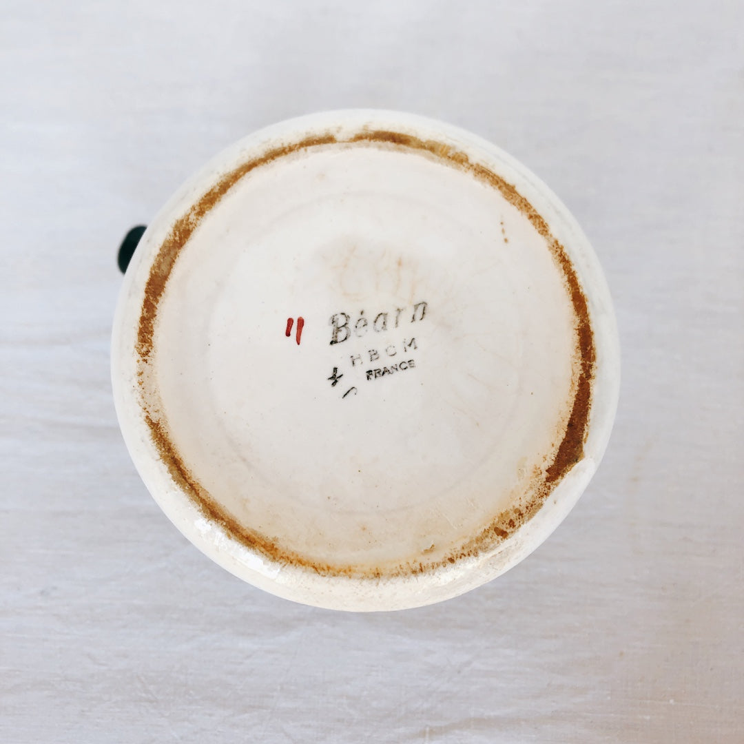 ご予約クレイユエモントロー HBCM Béarn バスク柄 ピシェ 600ML「ルージュ・マリン」フランスアンティーク食器 ブロカント