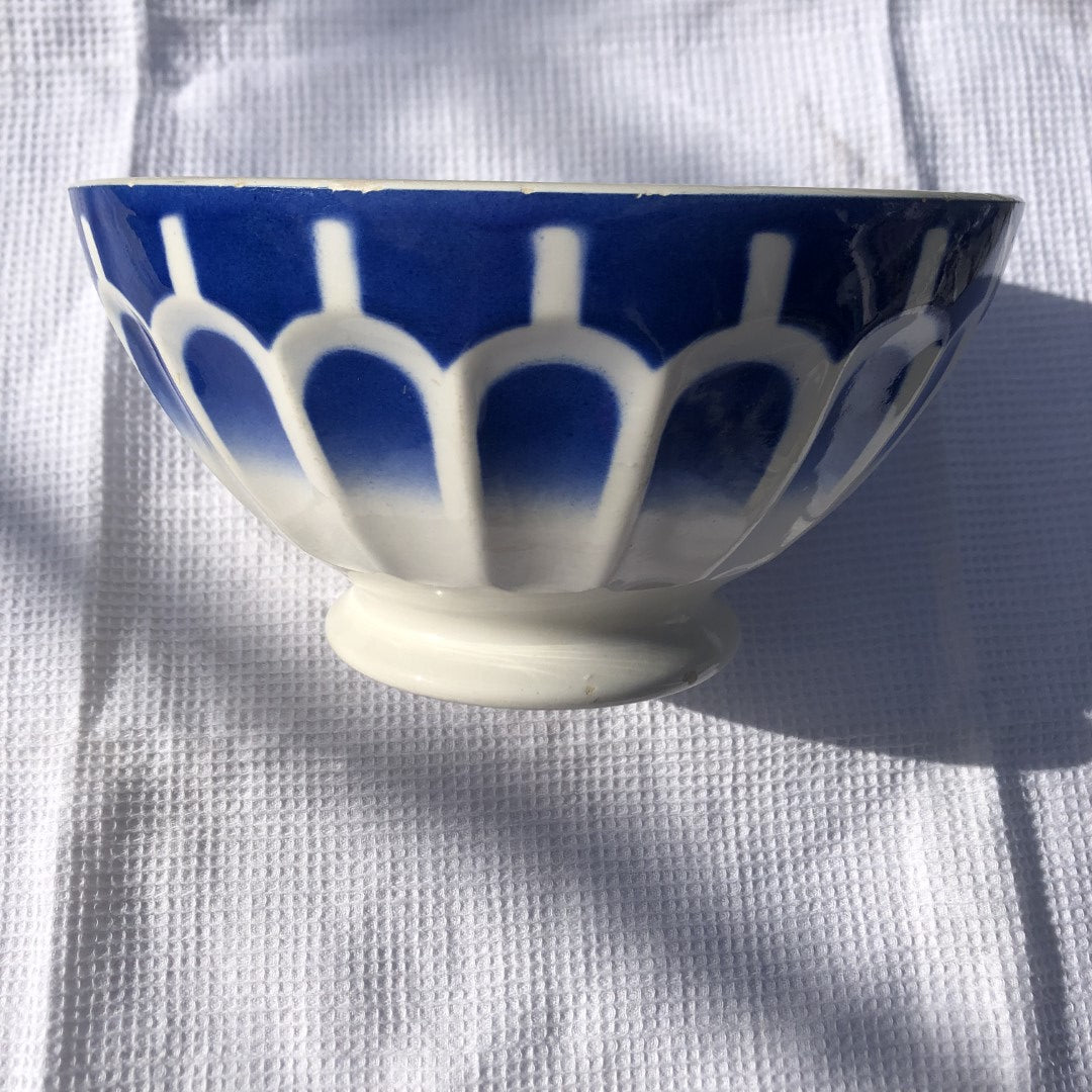 フランスアンティーク・Luneville リュネヴィル カフェオレボール 大人気ウロコ柄 ブルー 17.8㎝ アンティーク食器 ヴィンテージカフェオレボウル