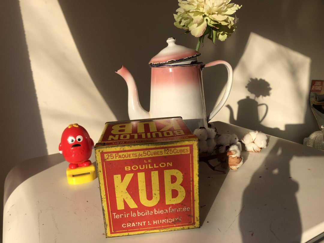 ヴィンテージ-『KUB』-TIN缶 petit