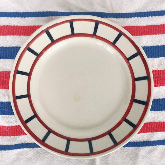 フランスアンティーク HBCM Béarn クレイユエモントロー バスク柄 ディナープレート 23㎝「レッドxダークブルー」B フランスアンティーク食器 ブロカント 蚤の市