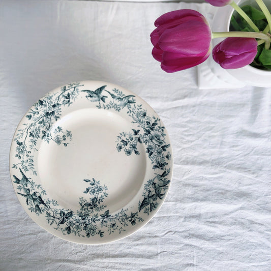 ロンウィー Longwy 平皿 CRONSTADTシリーズ 小鳥と花柄 フランスアンティーク食器 ブロカント 蚤の市