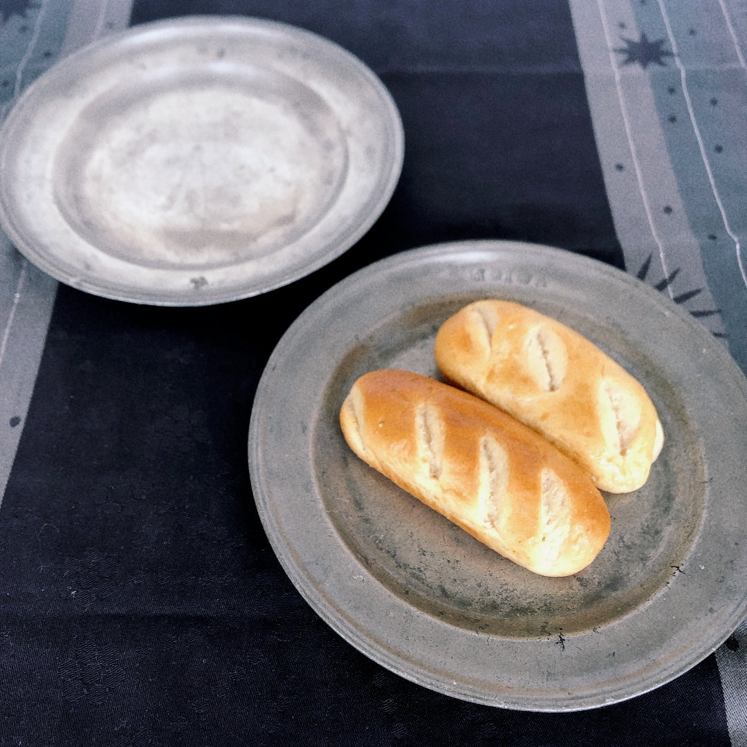 フランスアンティーク Etain エタン(ピューター)製プレート D アンティーク食器・蚤の市・ブロカント