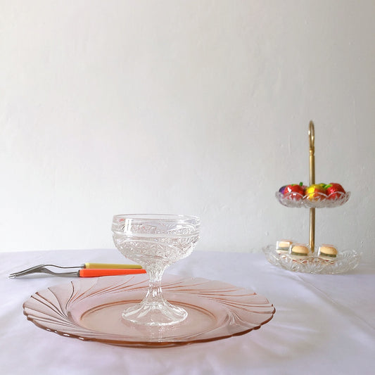 フランス ヴェレコ社 花リムガラスプレート ピンク フランスアンティーク ビンテージ食器・皿・プレート ブロカント