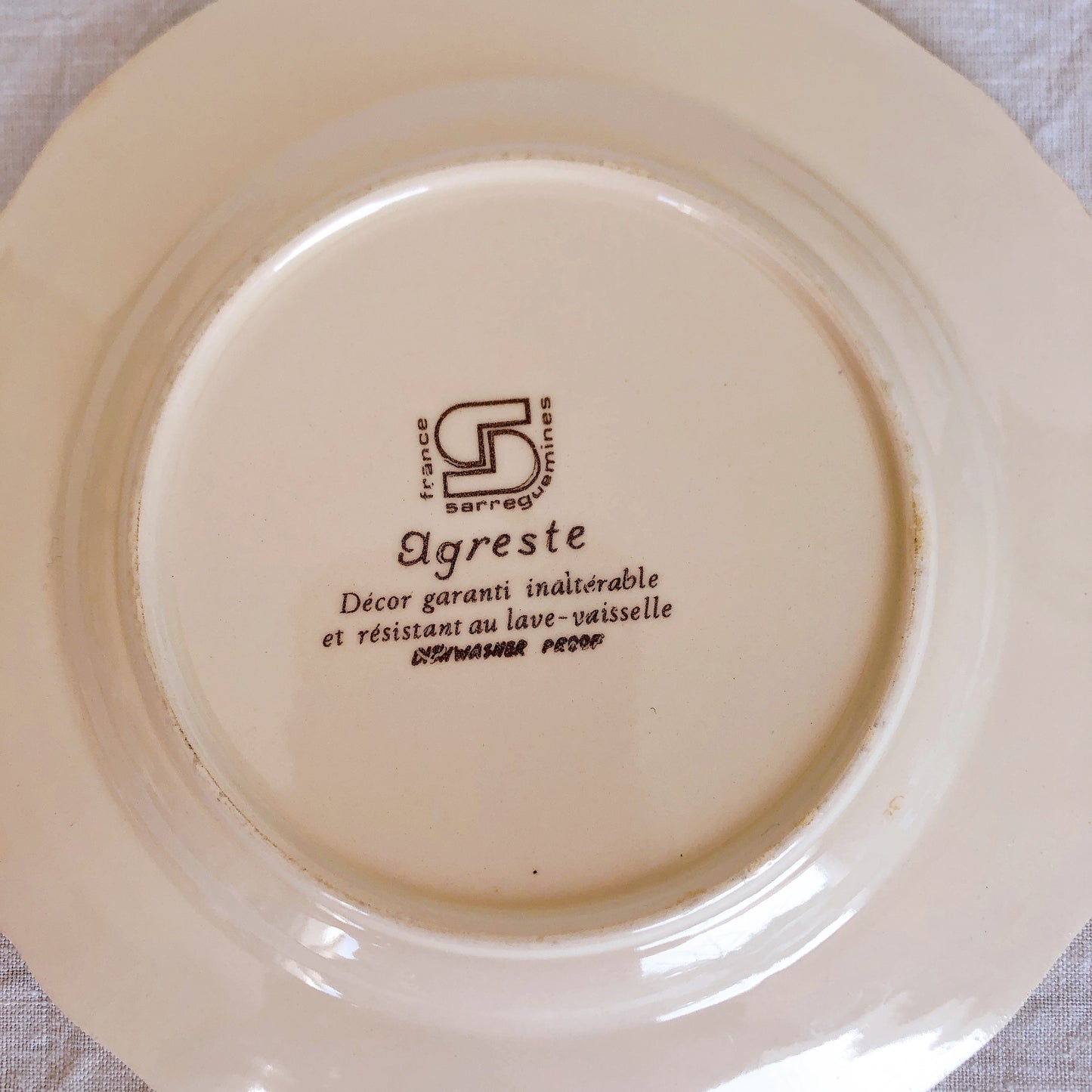サルグミンヌ sarreguemines アグレスト 平皿 16cm A フランスアンティーク食器 フランス蚤の市・ブロカント