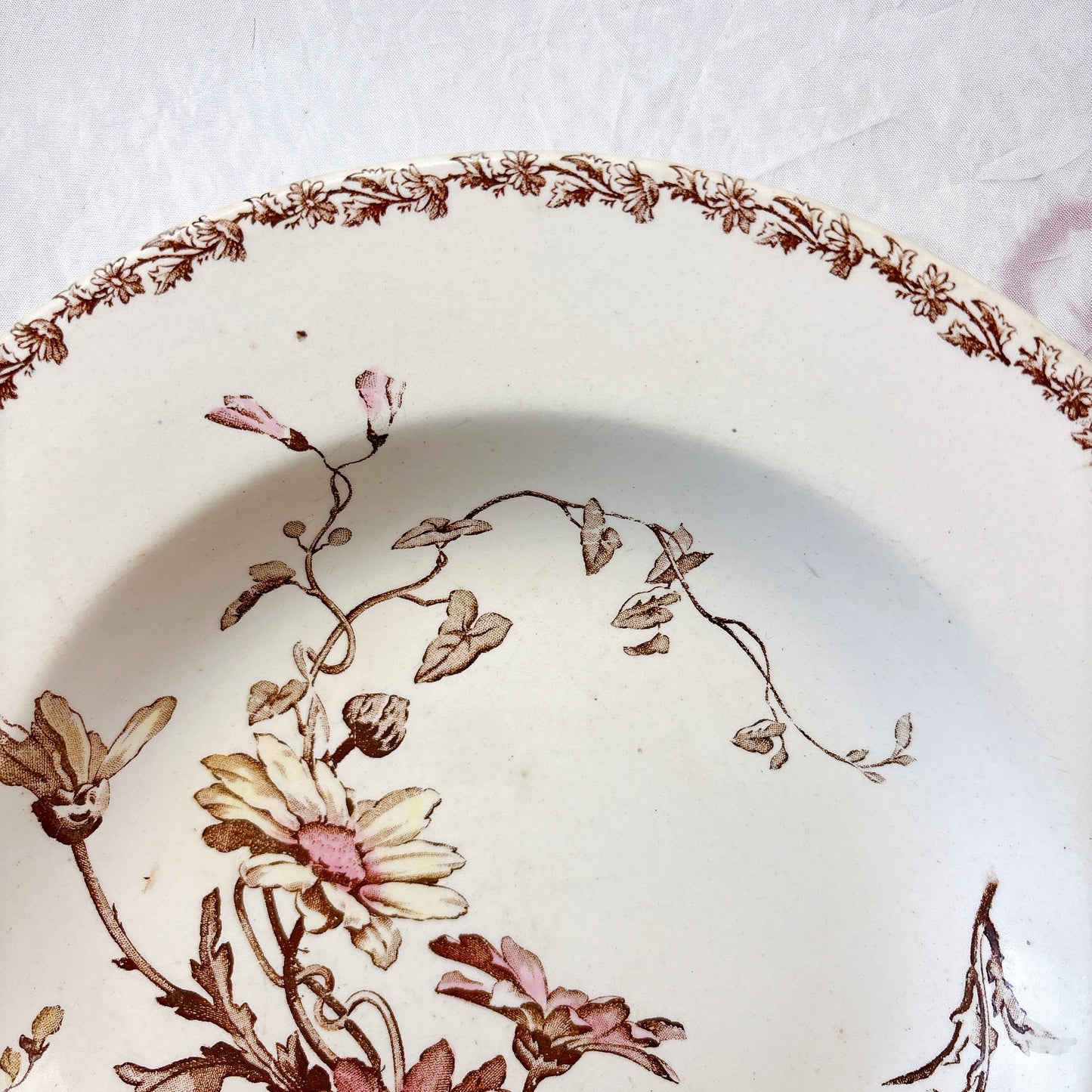 リュネヴィル  マーガレット MARGUERITE スーププレート フランスアンティーク食器　蚤の市　ブロカント