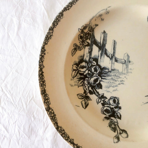 フランスアンティーク  GRAND DEPOT E.Bourgeois グランデポ エミールブルジョワ　蝶鳥柄　ディナープレート 平皿 フランスアンティーク食器 ブロカント 蚤の市