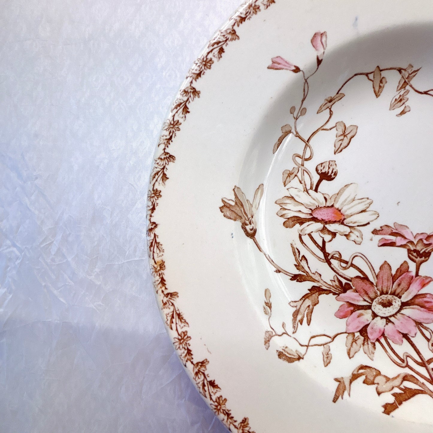 リュネヴィル  マーガレット MARGUERITE スーププレート フランスアンティーク食器　蚤の市　ブロカント