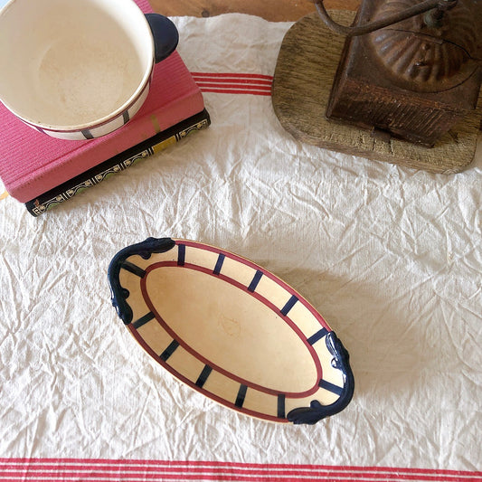 クレイユモントロー HBCM Béarn バスク柄ラヴィエ オーバル皿 「レッドxブルー」フランスアンティーク食器 ブロカント 蚤の市 バスク柄アンティーク