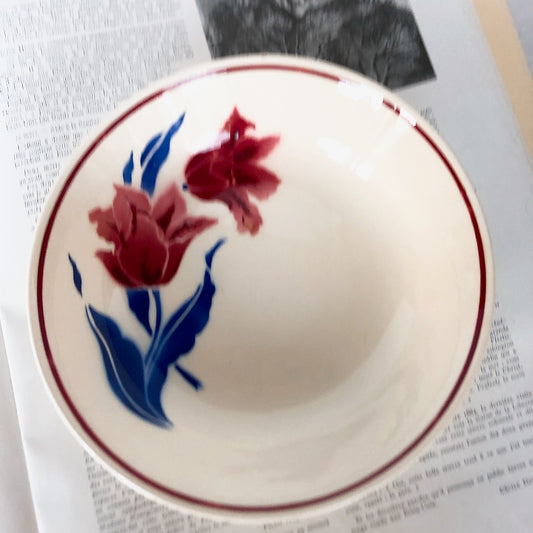 バドンヴィレー キャロットプレート チューリップ柄 F フランスアンティーク食器 フランス蚤の市・ブロカント