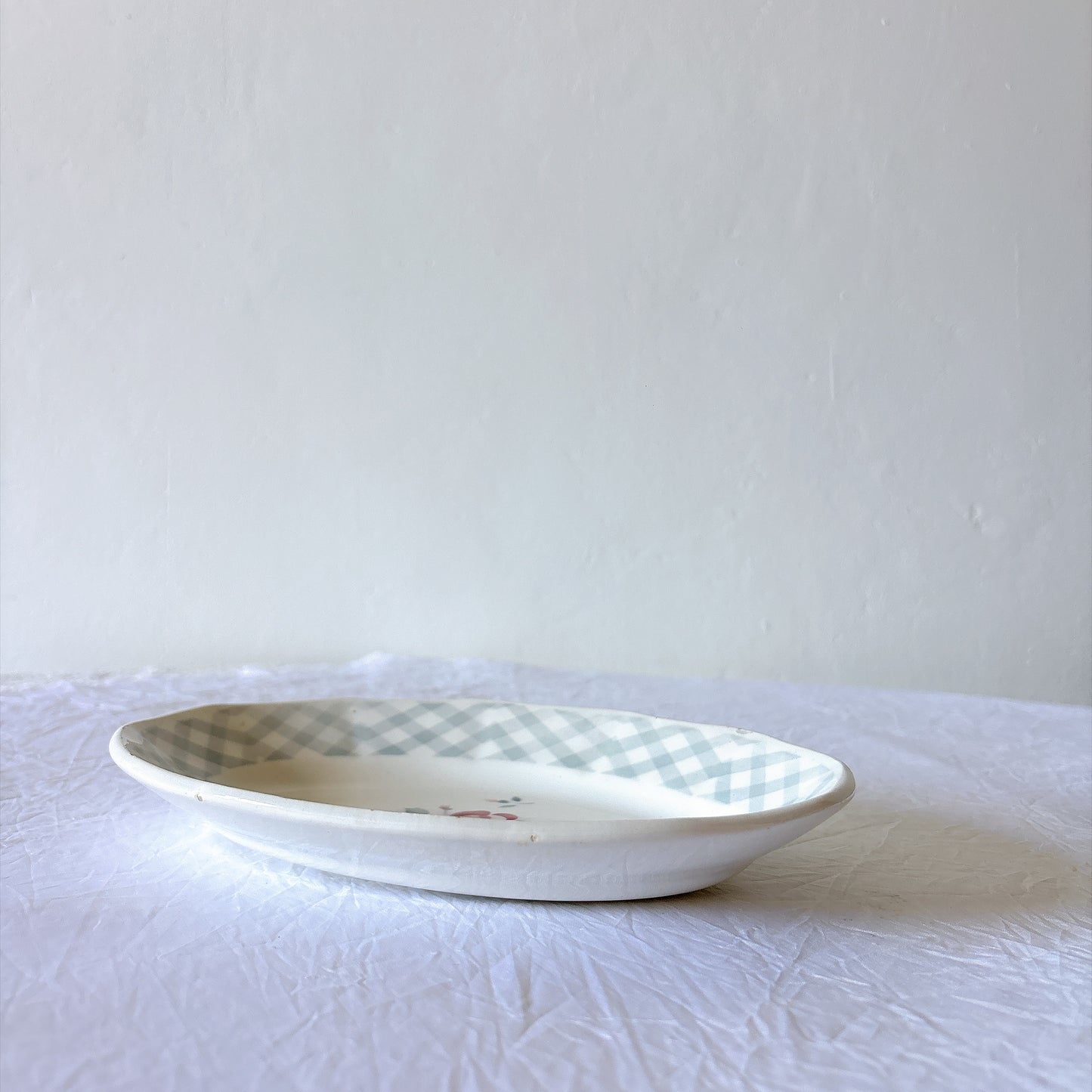 ディゴワンサルグミンヌ Digoin&sarreguemines 『BASTIA』バラ柄ラヴィエ　フランスアンティーク食器 ブロカントアンティーク　蚤の市