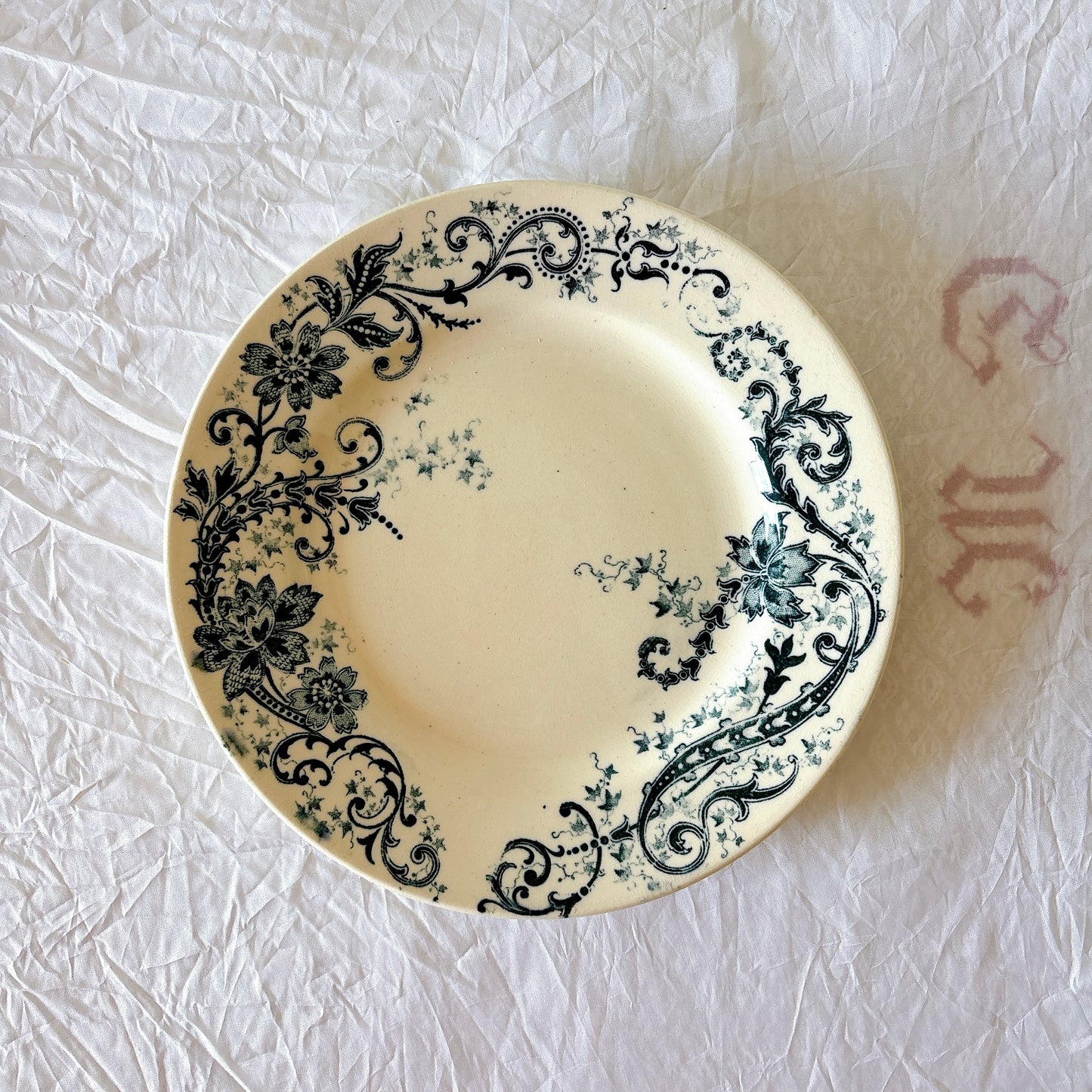 ショワジー・ル・ロワ『SEVIGNE／セヴィネ』 デザートプレート　フランスアンティーク食器　ブロカントアンティーク　蚤の市