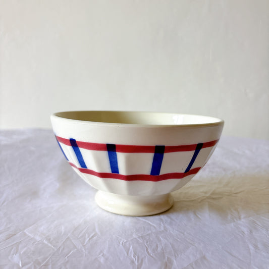 フランスアンティーク カフェオレボウル バスク柄 赤×青 高台付き 白磁 ブロカント ヴィンテージ食器
