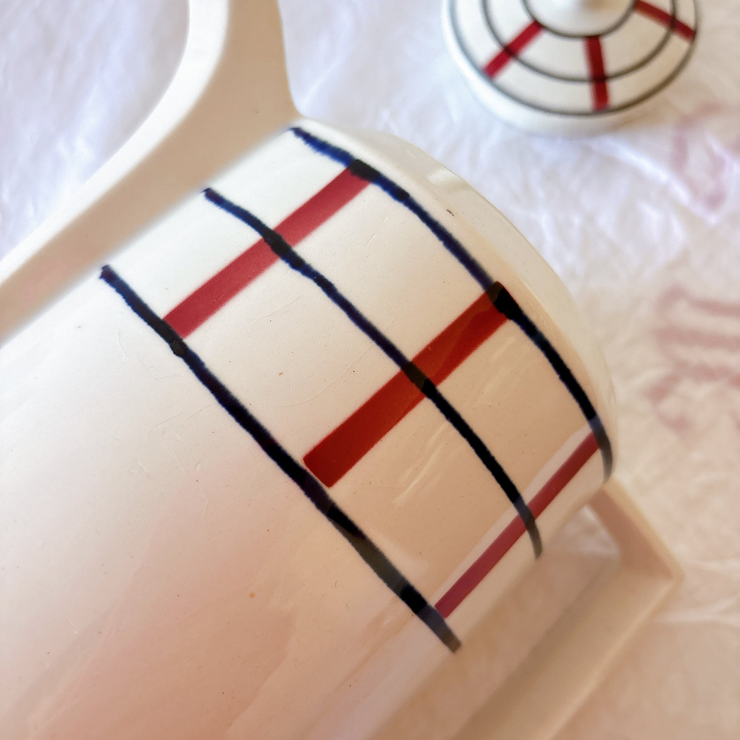 手描き バスク柄 繊細なライン カフェオレポット