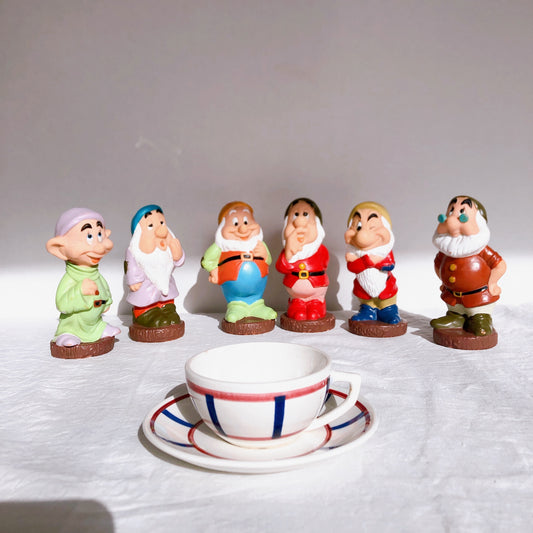 ディゴワンサルグミンヌ バスク柄 カップ&ソーサー 『ルージュ・マリン』 フランスアンティーク食器 フランス蚤の市・ブロカント バスク柄食器