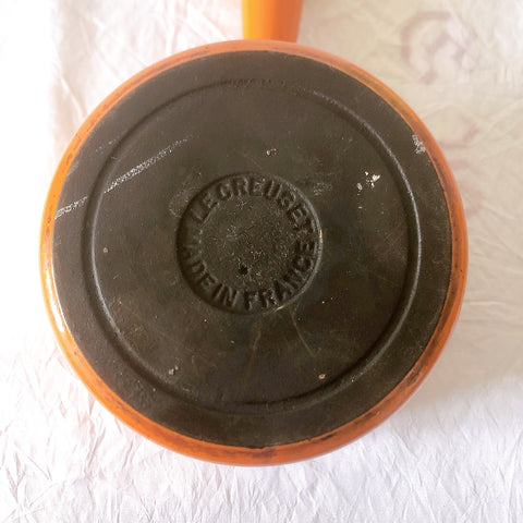 フランス　ルクルーゼ ヴィンテージ フォンデュ鍋 片手鍋蓋つき オレンジ　フランスアンティーク　ブロカント　蚤の市