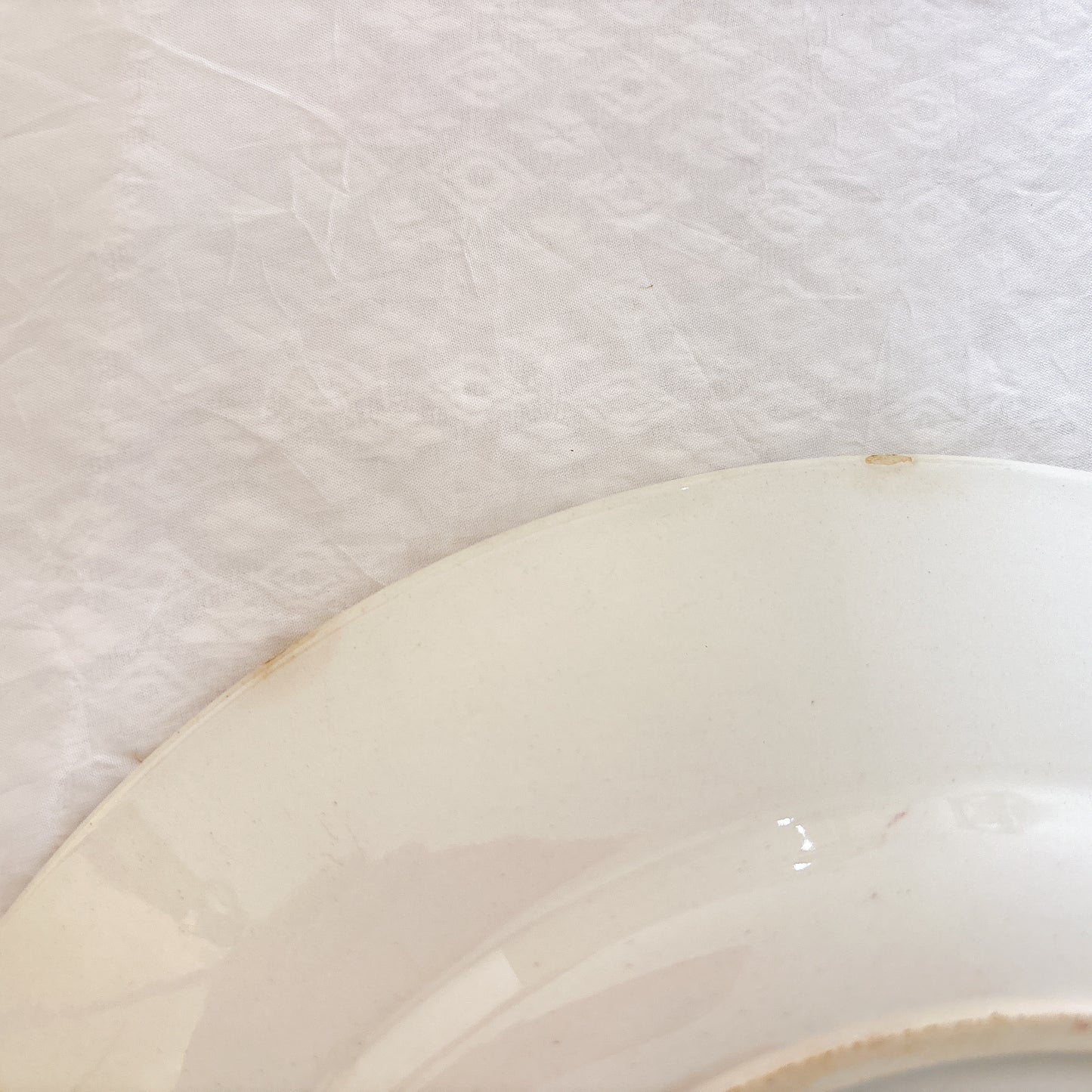 バドンヴィレー 赤い花柄 アンティーク大皿 28cm ラウンドプレート 1930年代 フランスアンティーク食器 Badonviller
