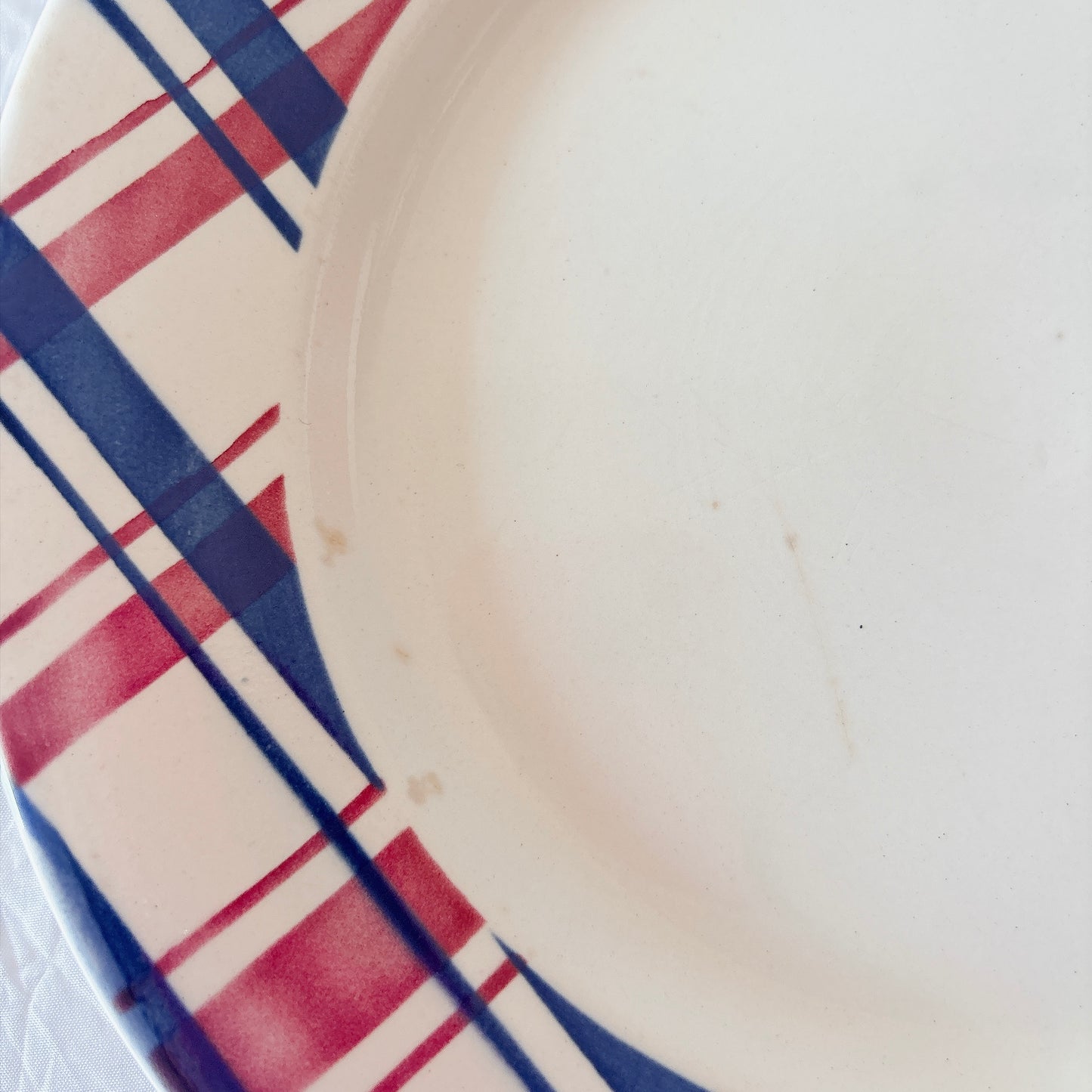 ディゴワンサルグミンヌ 『BASQUE』バスク柄 デイナープレート フランスアンティーク食器 フランス蚤の市　ブロカント 　バスクアンティーク