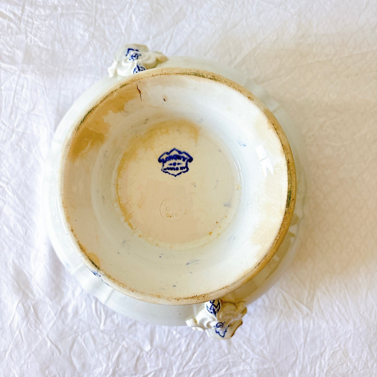 フランスアンティーク ロンウィ（Longwy） 「Louis XV（ルイ15世）」シリーズ　蓋付きスープチュリーン｜ブルー＆ホワイト陶器