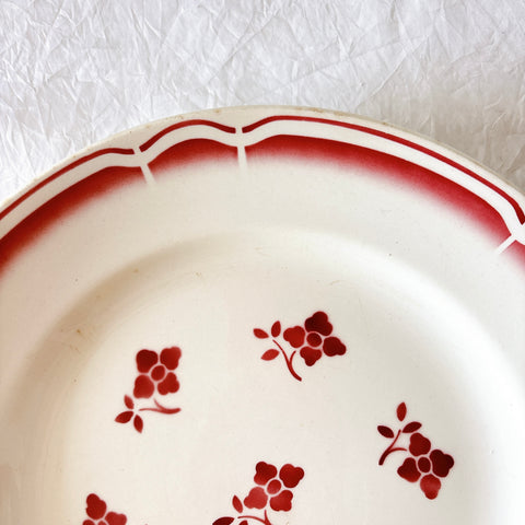 バドンヴィレー 赤い花柄 アンティーク大皿 28cm ラウンドプレート 1930年代 フランスアンティーク食器 Badonviller