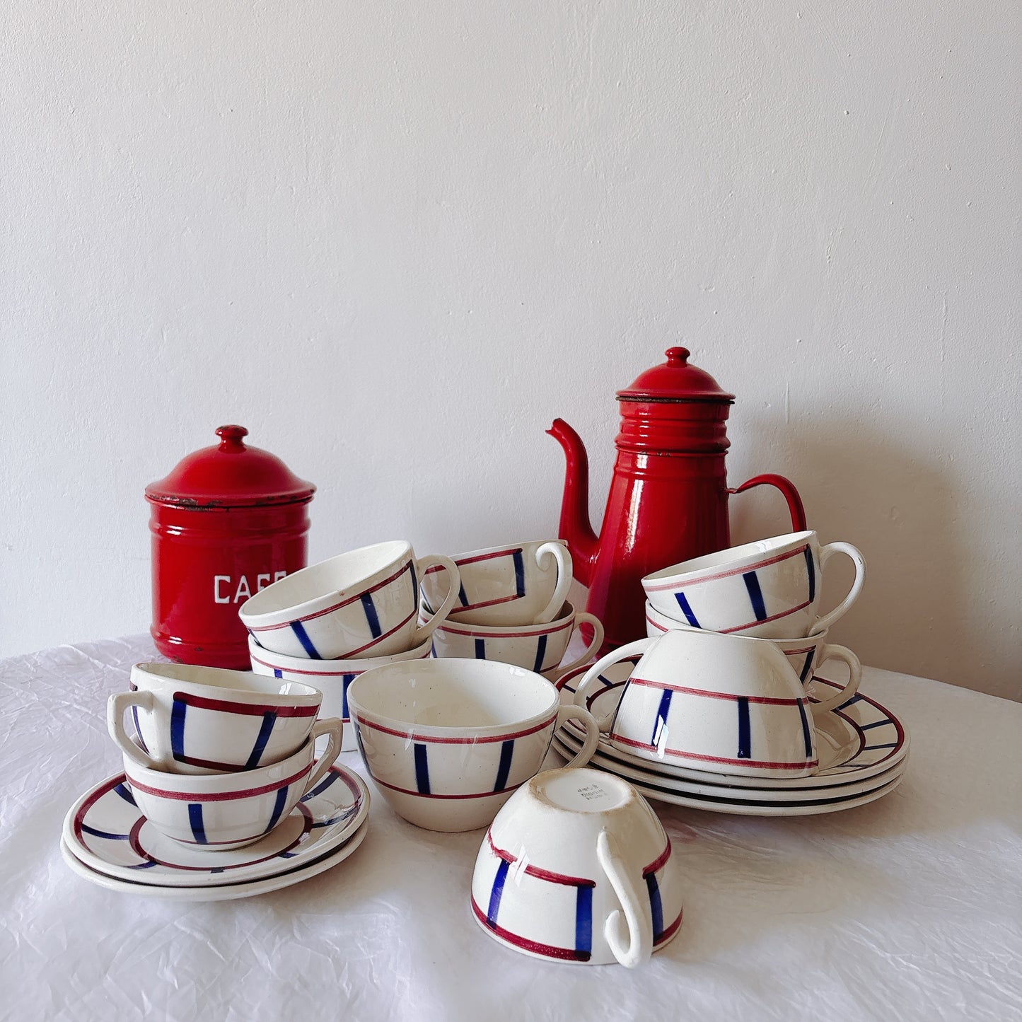 ディゴワンサルグミンヌ バスク柄 コーヒーカップ 200ml『ルージュ・マリン』 フランスアンティーク食器 蚤の市　ブロカント　バスク柄食器