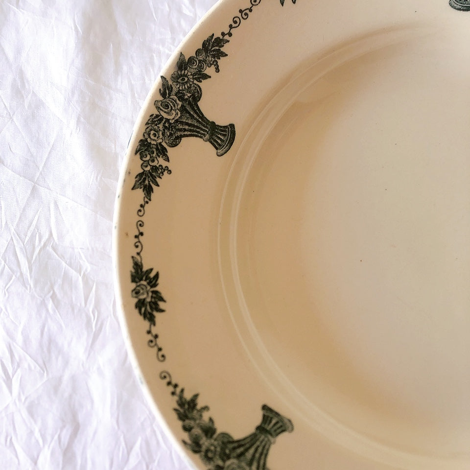 フランスアンティーク ロンシャン LONGCHAMP "Versailles Ennege"ヴェルサイユ　エネジェ クルーズプレート　フランスアンティーク食器 ブロカントアンティーク