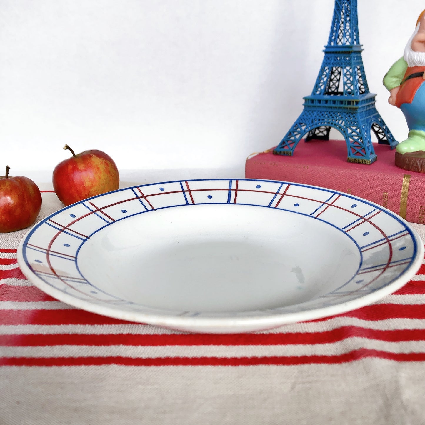 リュネヴィル K&G LUNEVILLE " MALOU"シリーズ スーププレート 深皿 フランスアンティーク食器　蚤の市　ブロカント