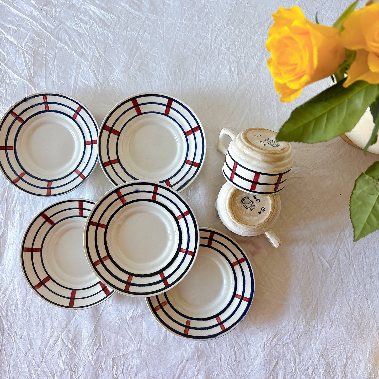 フランスアンティーク サンタマン バスク柄カップアンドソーサー　ブロカント 蚤の市 フランスアンティーク食器