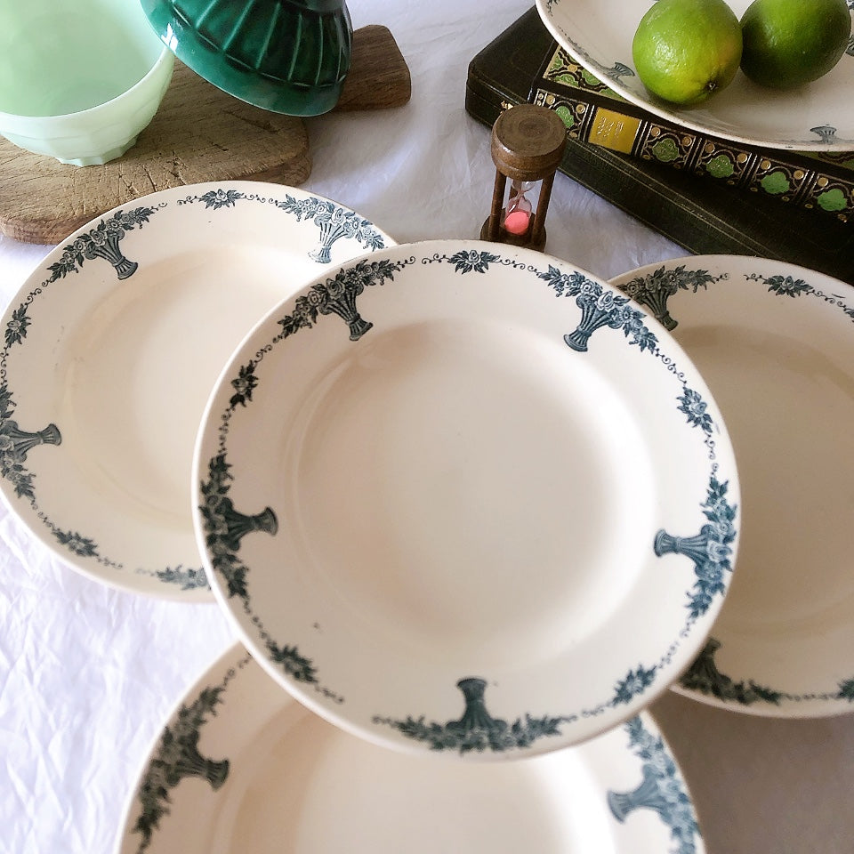 フランスアンティーク ロンシャン LONGCHAMP "Versailles Ennege"ヴェルサイユ　エネジェ ラヴィエ フランスアンティーク食器 ブロカントアンティーク