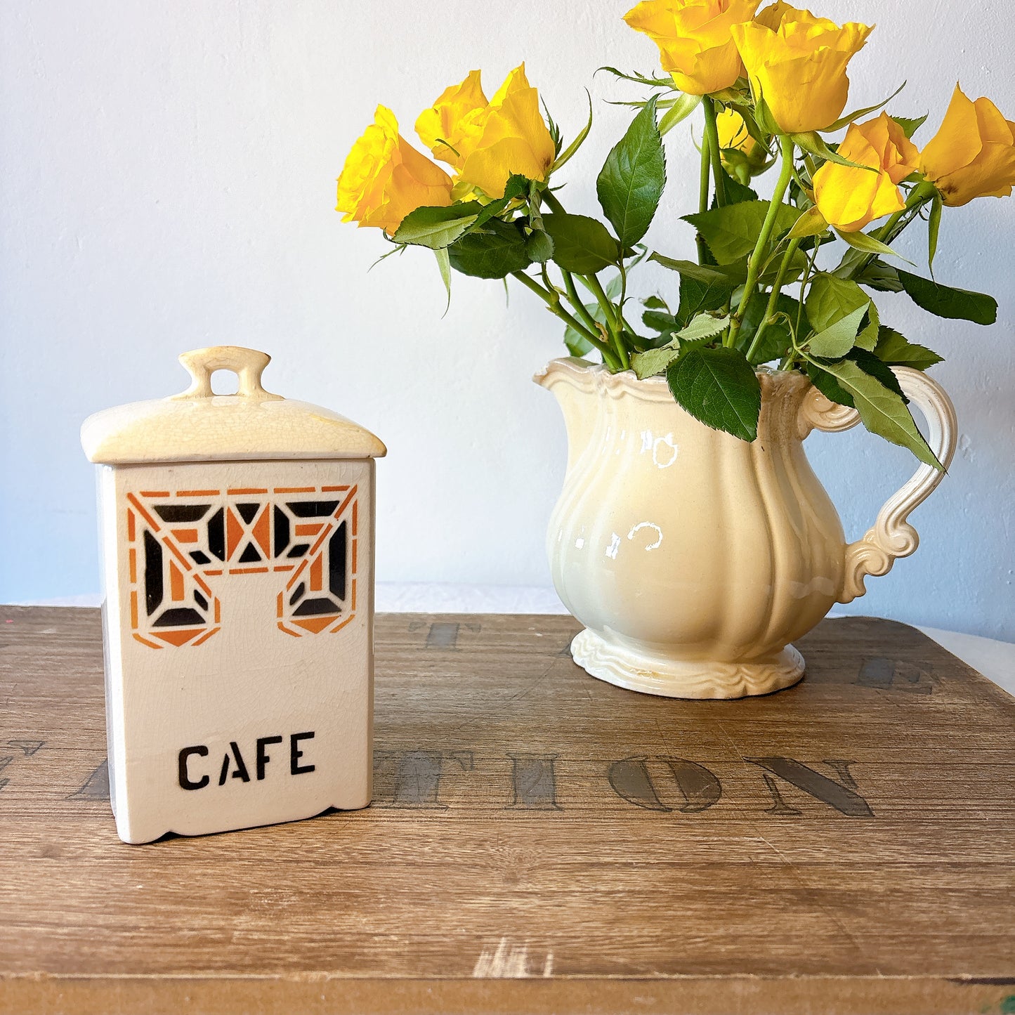 アンティークキャニスター ディスプレイ例
