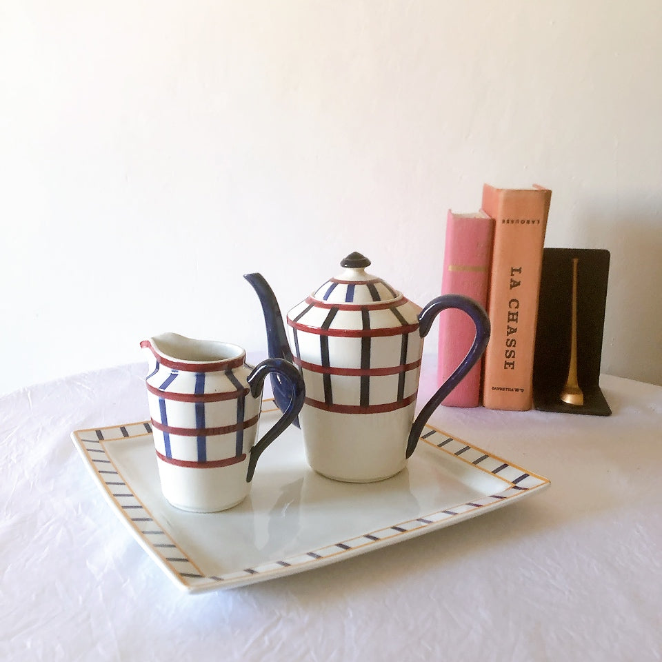 クレイユモントロー HBCM Béarn バスク柄 ミルクポット「レッド・ブルー」フランスアンティーク食器 ブロカントアンティークス　バスク柄食器