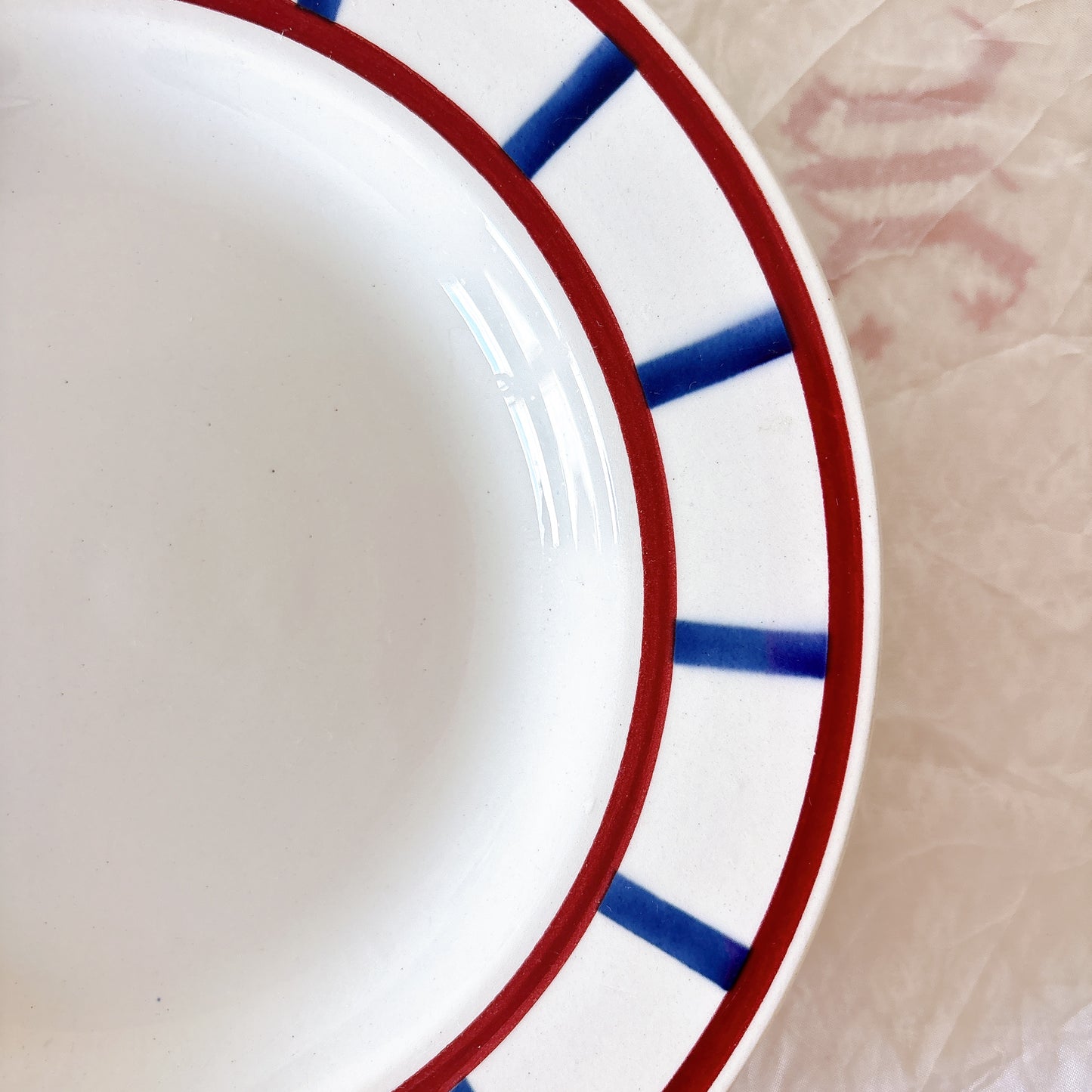 HBCM Béarn バスク柄 スーププレート レッドxダークブルー｜フランスアンティーク食器