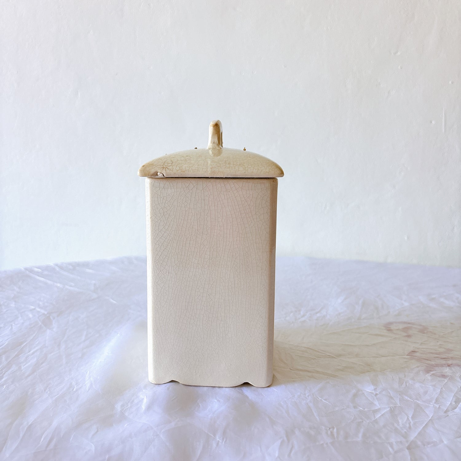 Badonviller アールデコ キャニスター 背面
