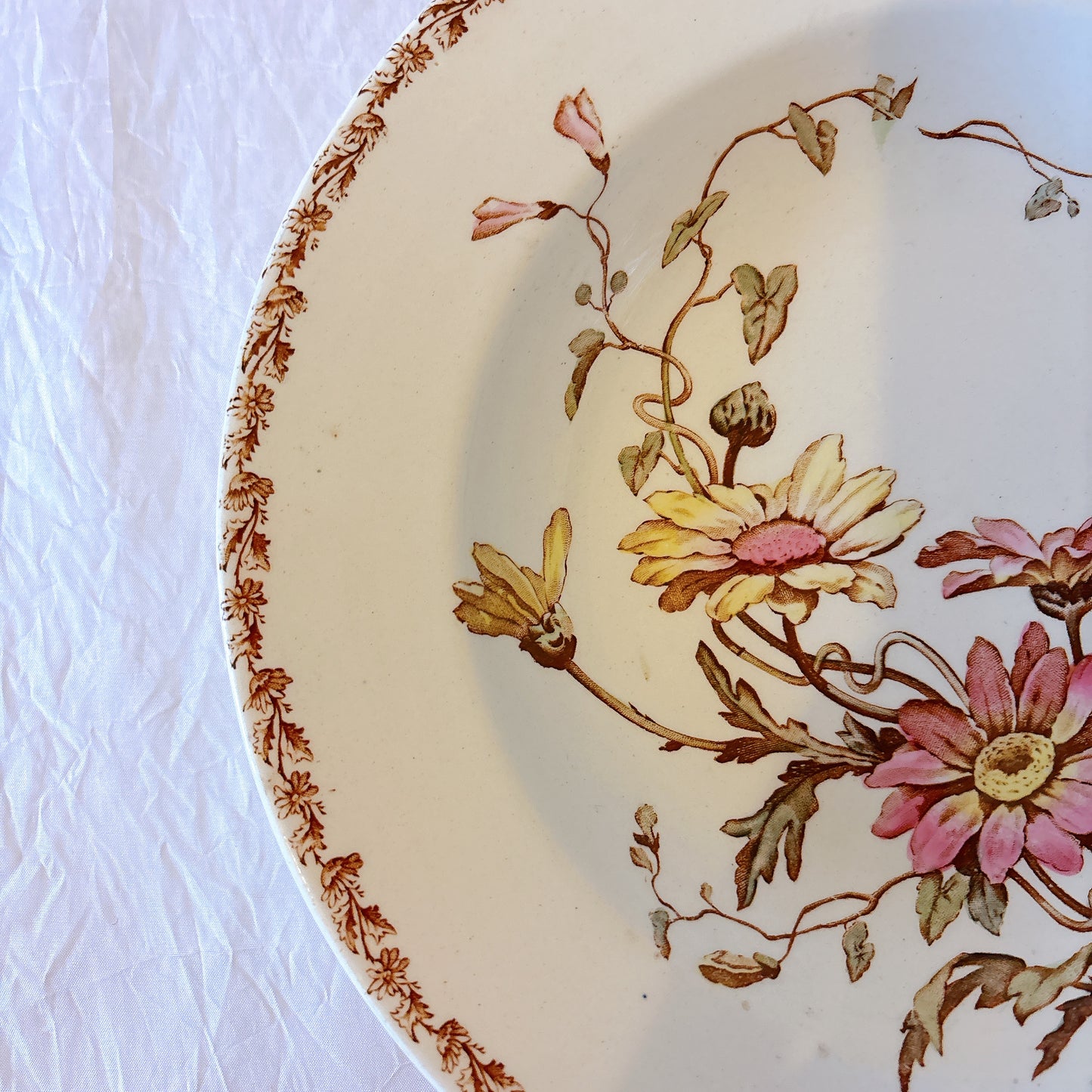 リュネヴィル  マーガレット MARGUERITE スーププレート フランスアンティーク食器　蚤の市　ブロカント